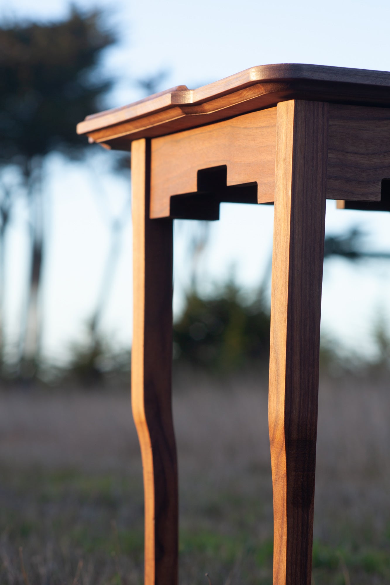 Side & Accent Table